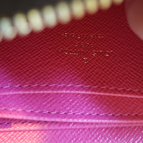 SOLDLouis Vuitton Flower/Bloom Zippy coin purse - Picture 5 of 8